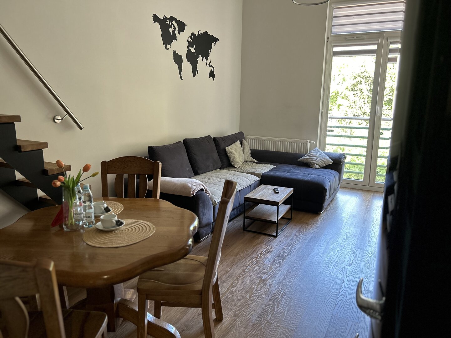 Apartament 4  Pocztowa 13A domofon przycisk kluczyk 3042